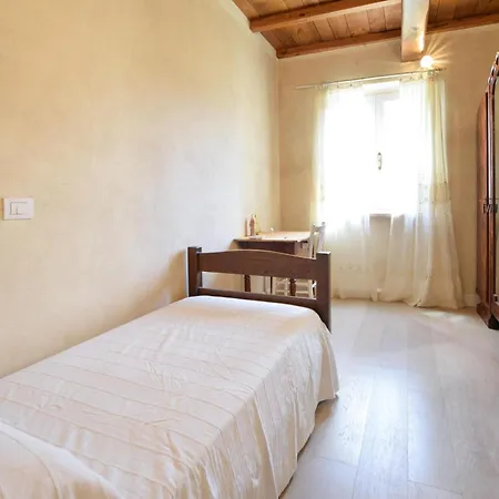 Gorgeous In With Kitchen Holiday home Pietrasanta